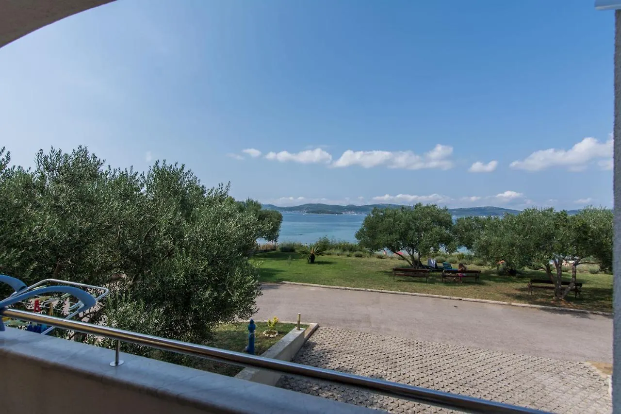 Apartment Jaspis 比奥格勒·纳·莫鲁